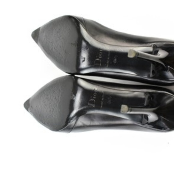 shoes - Picture 2 of 5